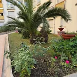 Du Casino Apartament *